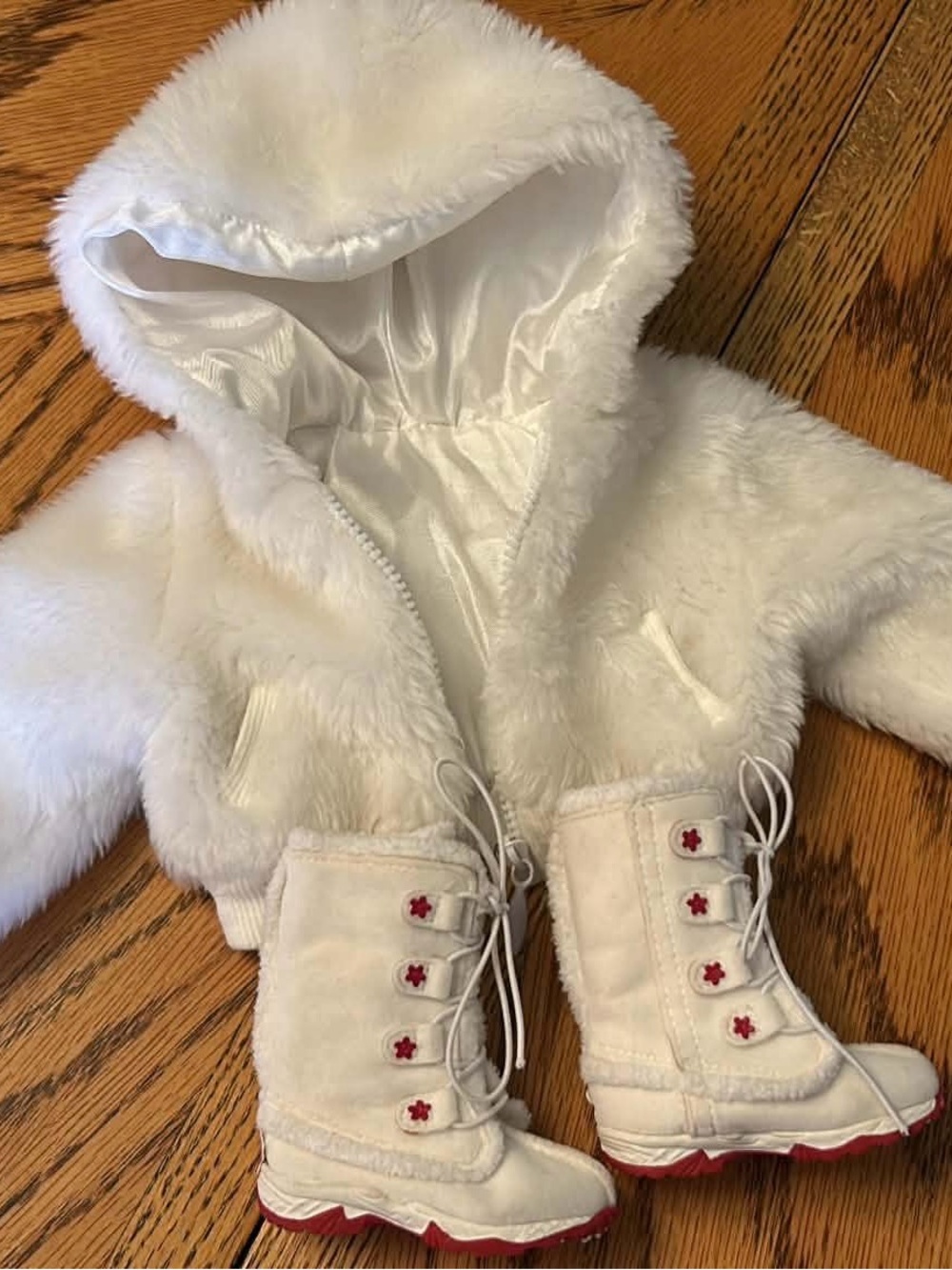 Maplelea Carnaval Cozy outfit